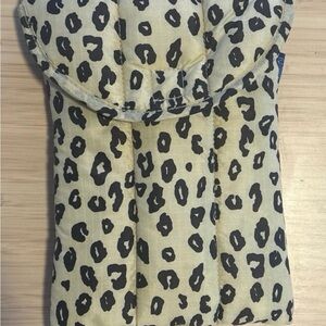 EUC Baggu honey leopard puffy tablet case